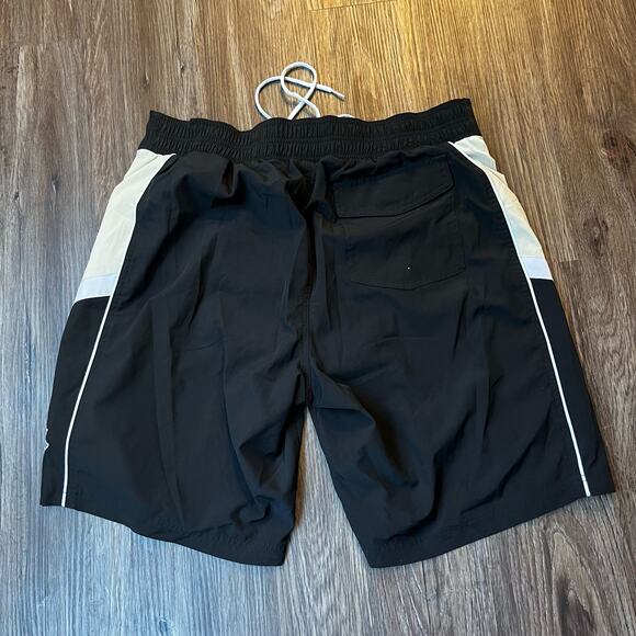 NHL Men's XL Pittsburgh Penguins Swim Trunk Mesh Lined Board Shorts - Picture 3 of 5